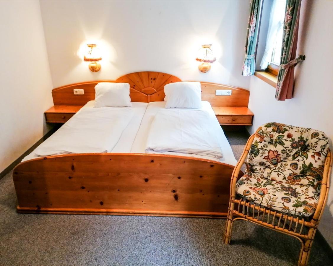 Haus Am Roemerbad Bad Kleinkirchheim Buitenkant foto
