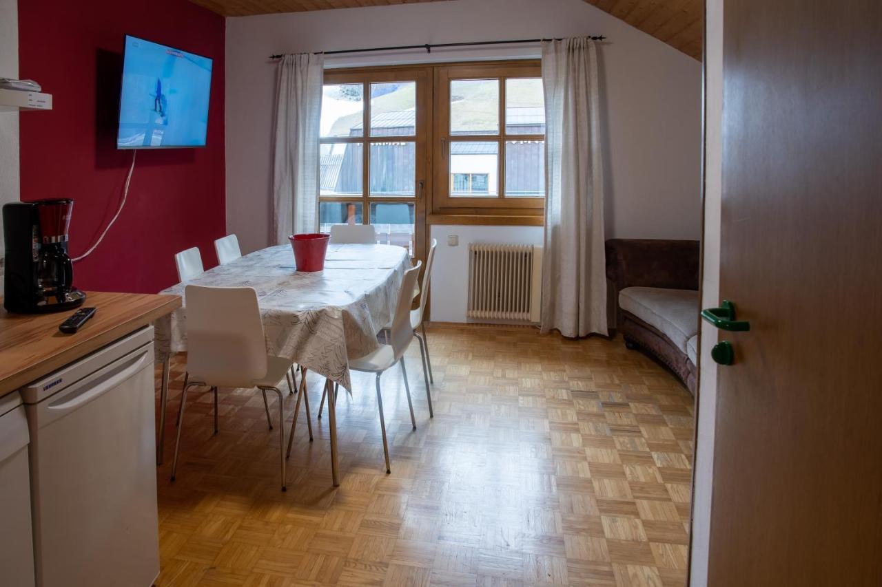 Haus Am Roemerbad Bad Kleinkirchheim Buitenkant foto