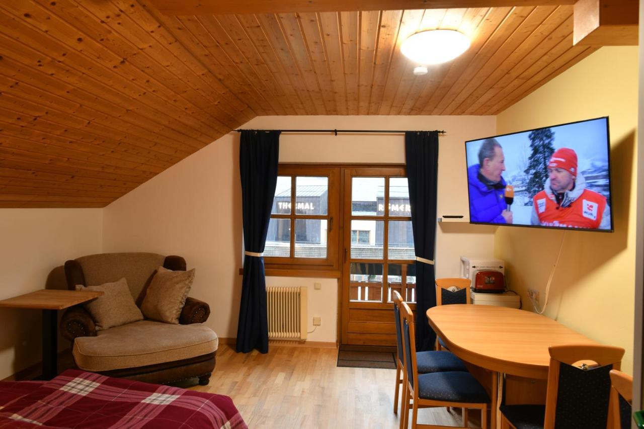 Haus Am Roemerbad Bad Kleinkirchheim Buitenkant foto