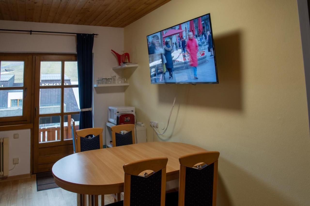 Haus Am Roemerbad Bad Kleinkirchheim Buitenkant foto